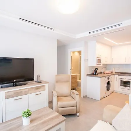 Cubo's Tivoli B3 Apartment